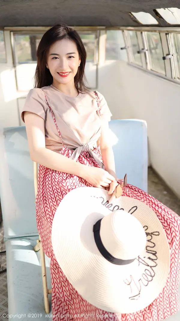 Vol. 01718 艺儿拿铁(64P)