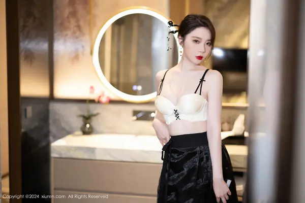 Vol. 08465 梦心玥(83P)