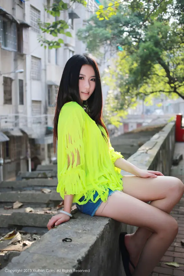 Vol. 00017 MOON嘉依(81P)