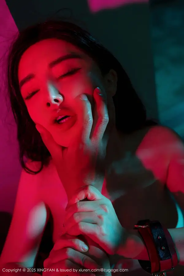 Vol. 0359 潘思沁(78P)