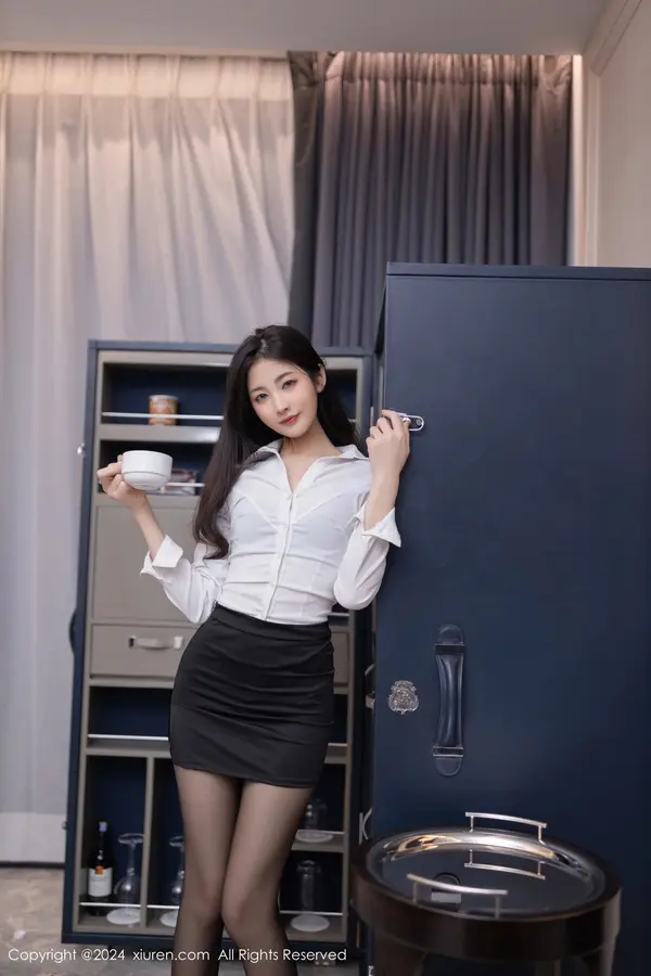 Vol. 08830 鱼尾fish(81P)
