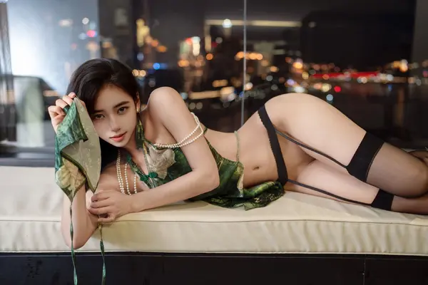 Vol. 0374 时安安《私购流出》(90P + 3V)