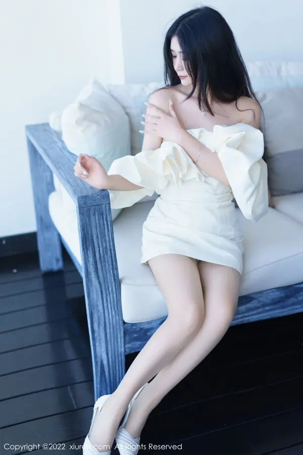 Vol. 06032 laura阿姣(93P)