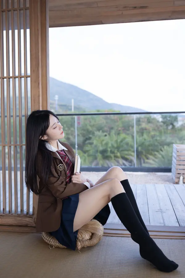 鱼子酱Fish《外出回忆录》(120P)