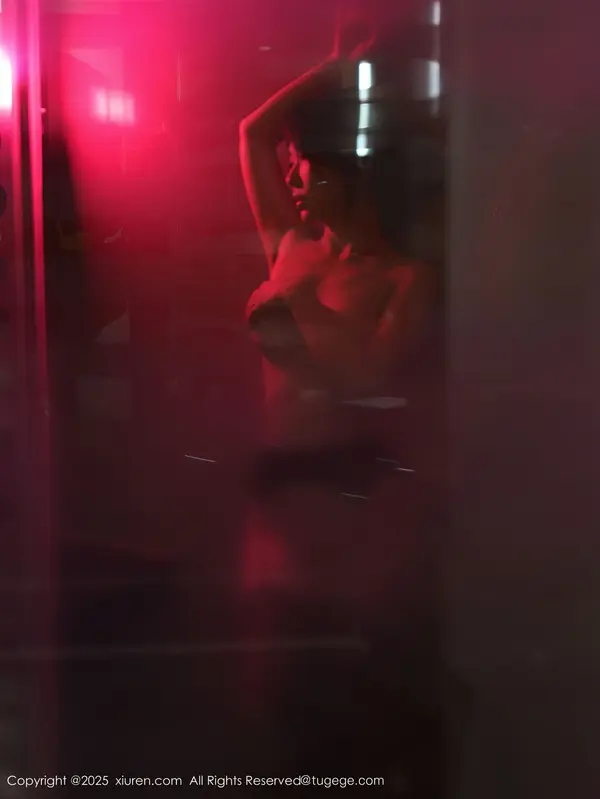 Vol. 10669 烧烧小桃(100P)