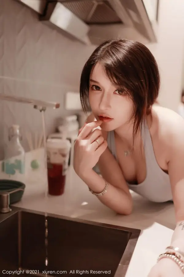 Vol. 03706 玉兔miki(47P)