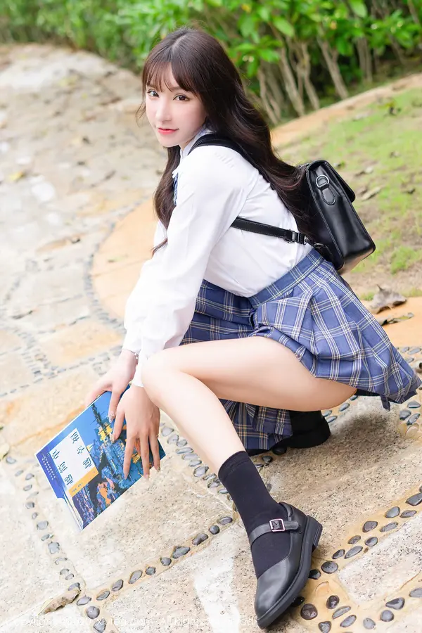 Vol. 02290 周于希Sandy(68P)