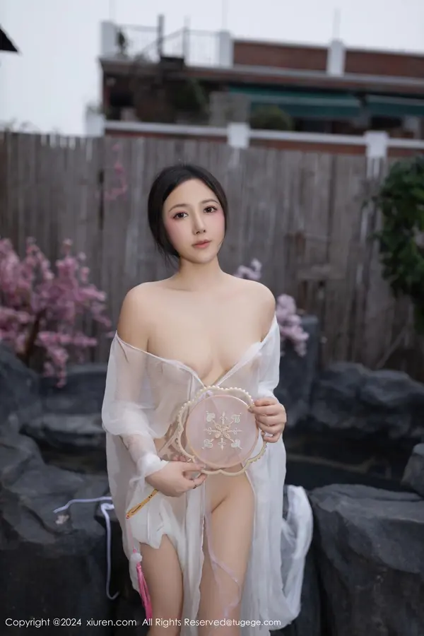 Vol. 08927 鱼子酱Fish(81P)