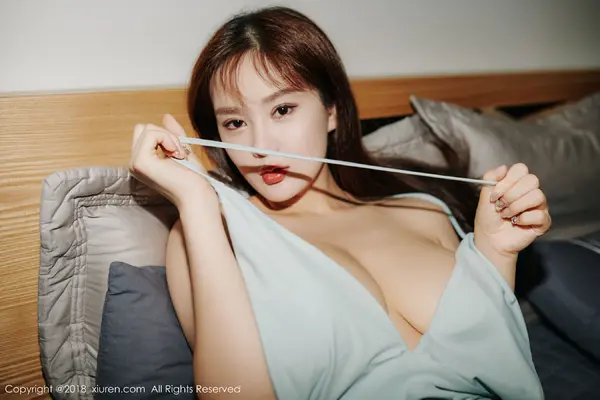 Vol. 01216 易阳Silvia(46P)