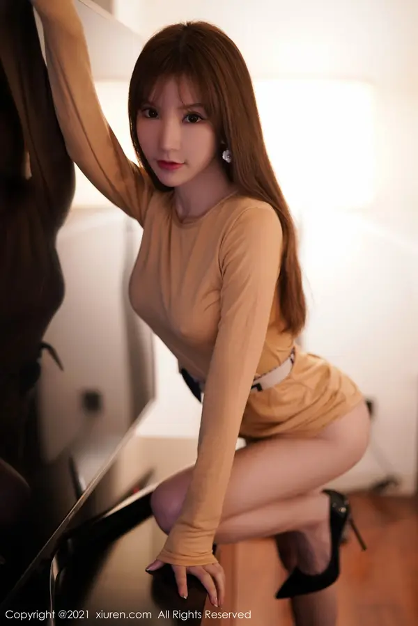 Vol. 03005 周于希Sandy(81P)