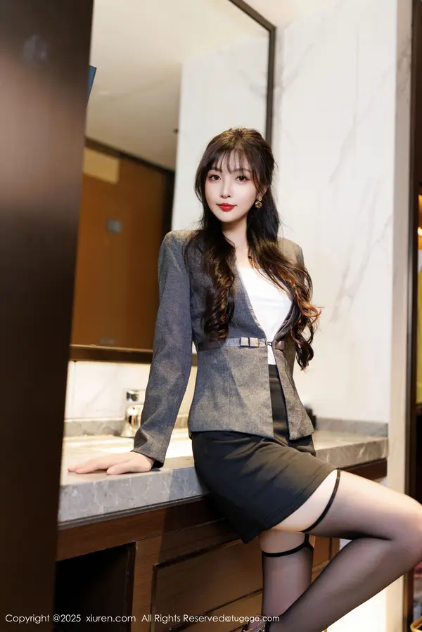 Vol. 09957 樱桃小阑子(86P)