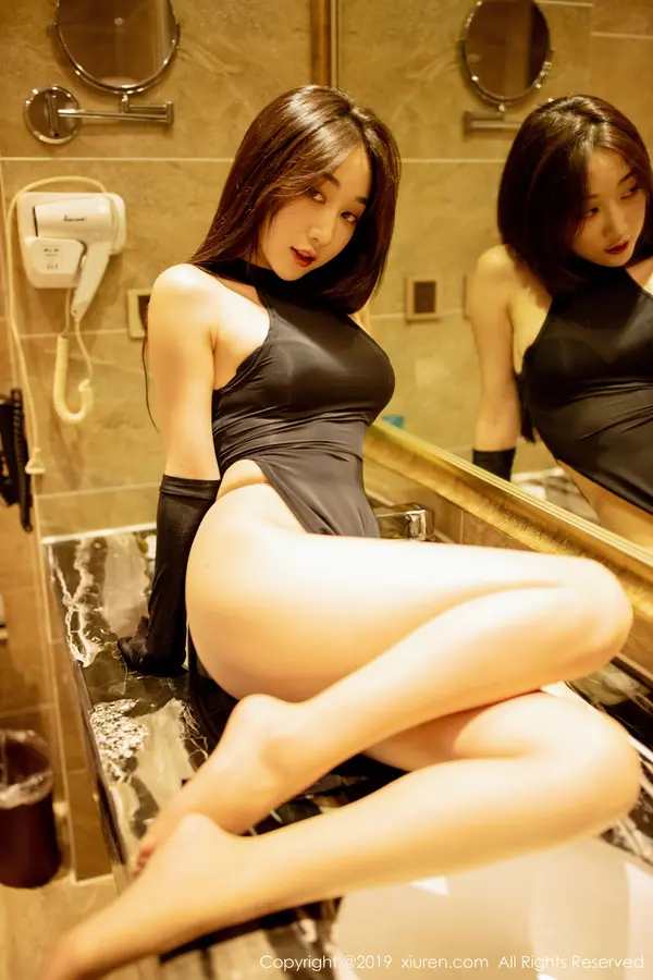 Vol. 01708 小九月(65P)