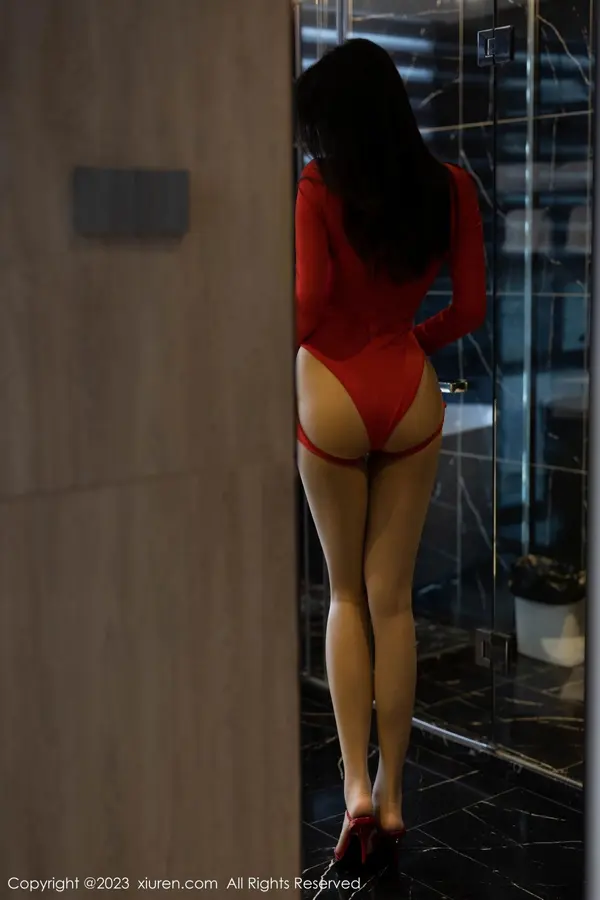 Vol. 06841 可乐Vicky(79P)
