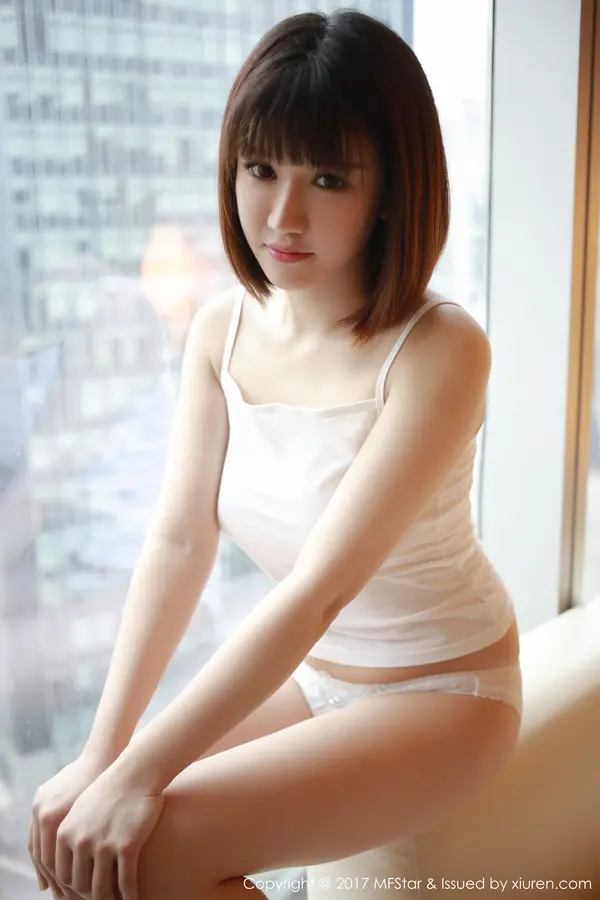 Vol. 0102 K8傲娇萌萌Vivian(51P)