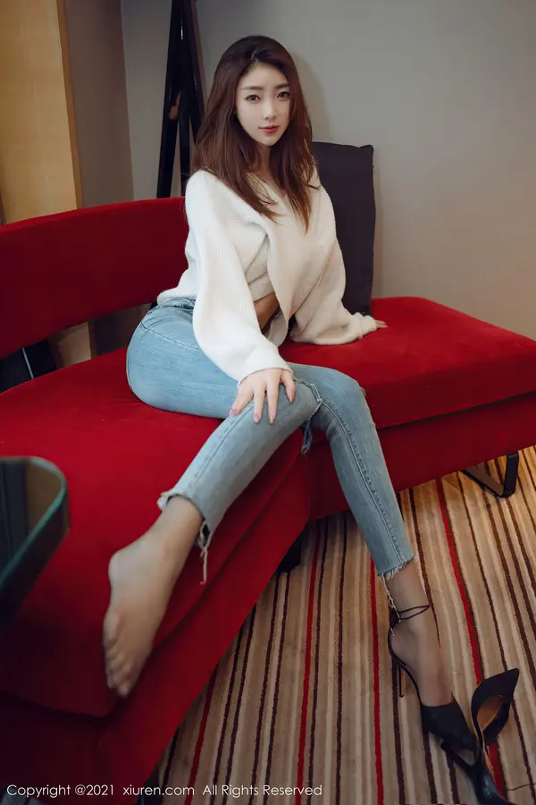 Vol. 03493 可乐Vicky(34P)