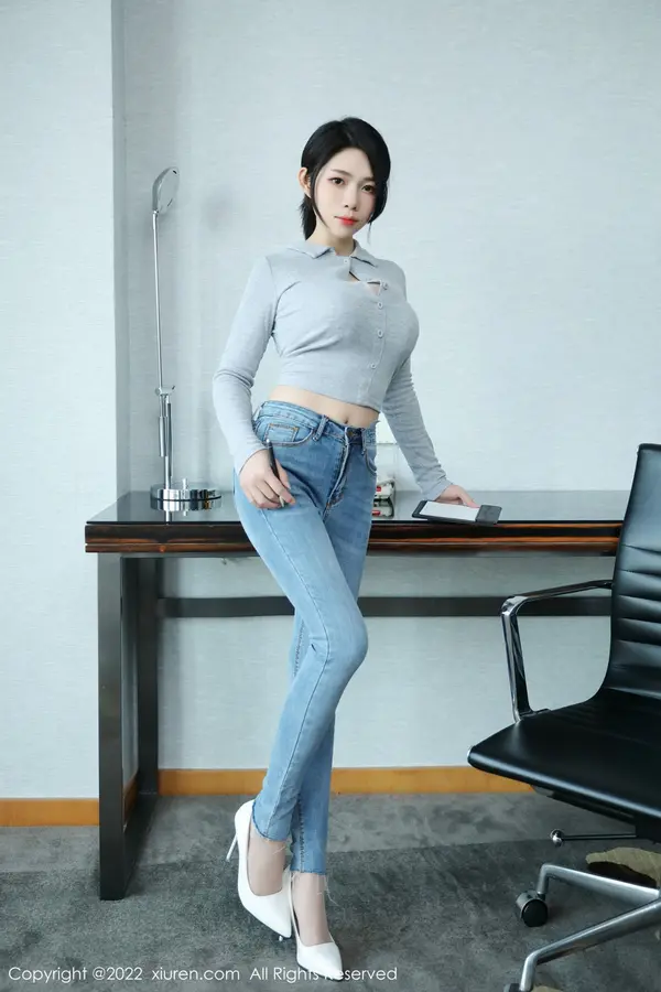 Vol. 04711 娜娜子呀(73P)