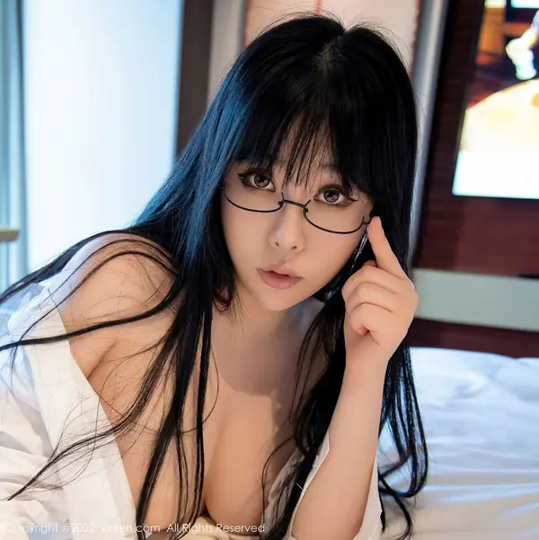 Vol. 04894 徐媛媛(50P)