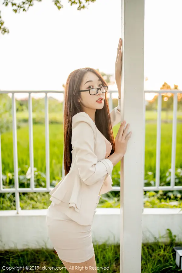 Vol. 01700 小九月(64P)