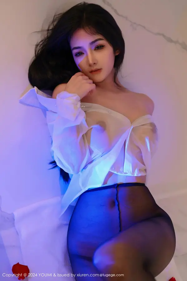Vol. 1050 谭小灵(91P)