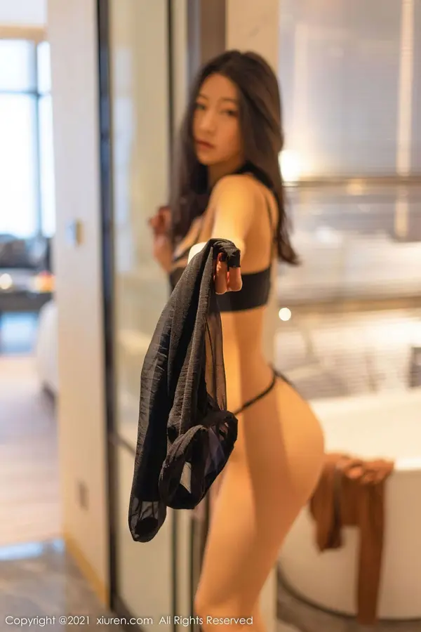 Vol. 04382 熊小诺(83P)