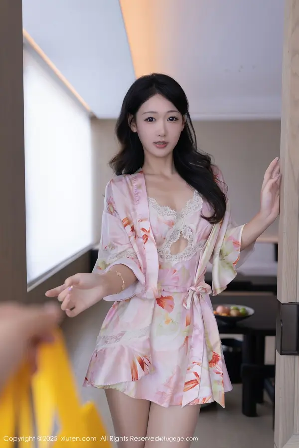Vol. 10970 唐安琪(77P)