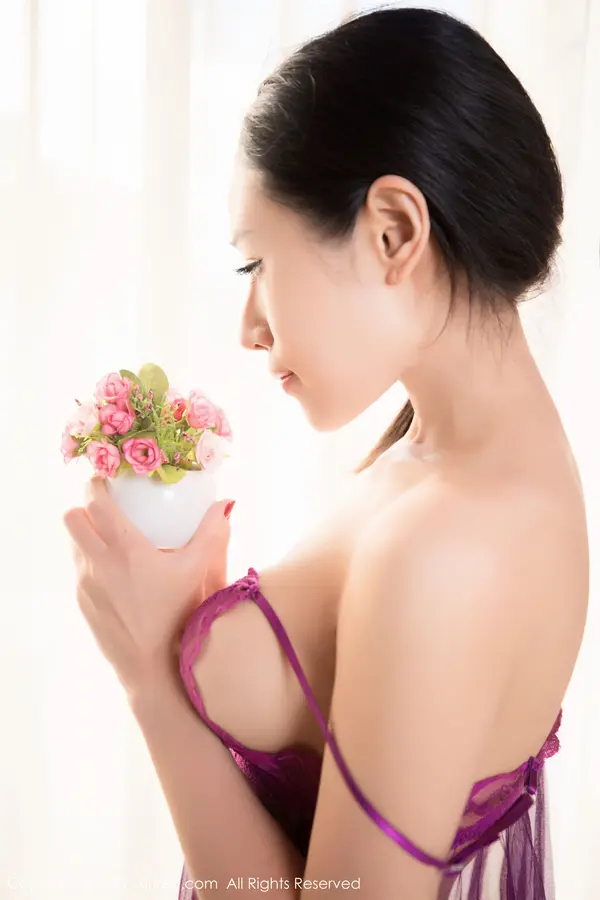 Vol. 00785 馨怡(44P)
