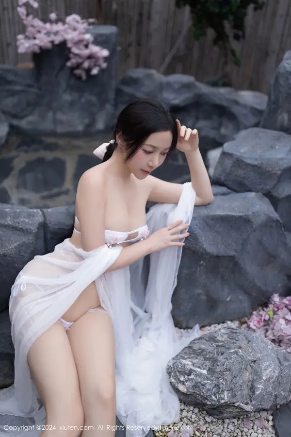 Vol. 08927 鱼子酱Fish(81P)