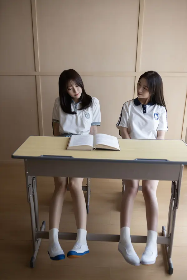 鱼子酱Fish&杏子Yada《同桌的你》(152P)