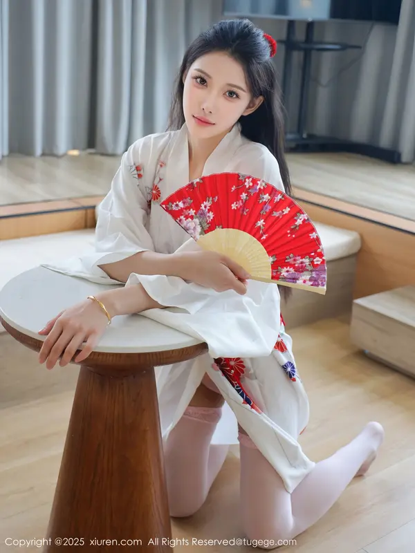 Vol. 10767 梨霜儿(84P)