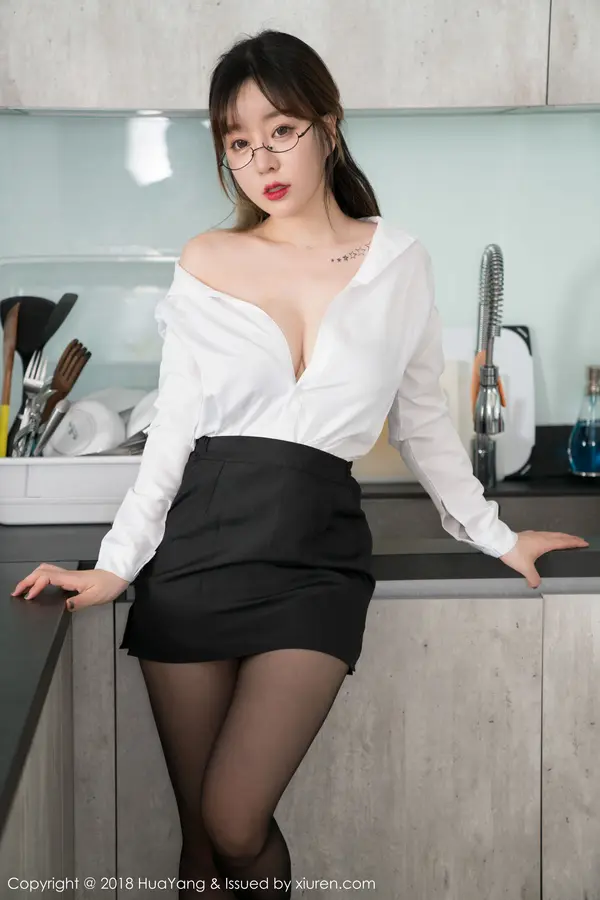Vol. 0042 王雨纯(56P)