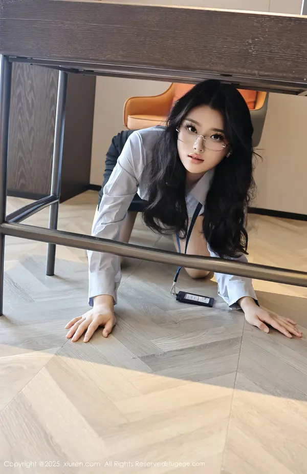 Vol. 10674 糯梨子(61P)