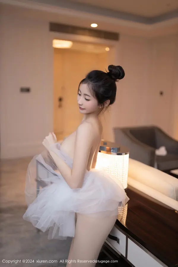 Vol. 08657 鱼尾fish(81P)