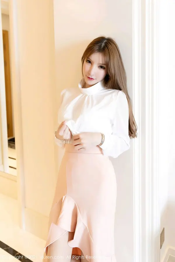 Vol. 03063 周于希Sandy(123P)