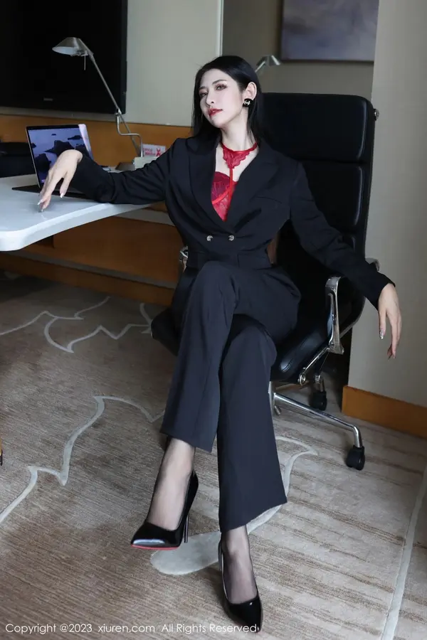Vol. 06402 依娜Yina(113P)