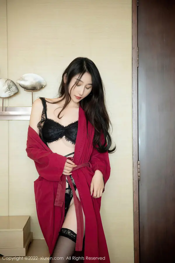 Vol. 05624 薇薇酱(81P)