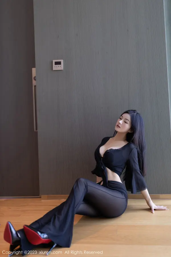 Vol. 07660 谭小灵(81P)