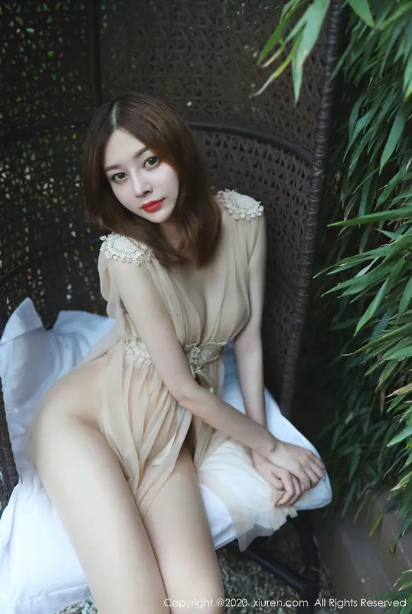 Vol. 02623 樱花Elsa(49P)