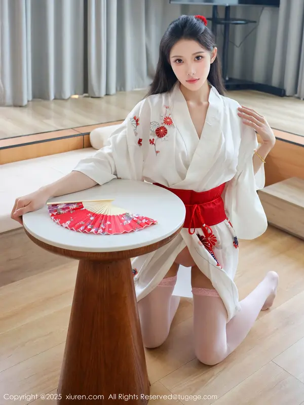 Vol. 10767 梨霜儿(84P)