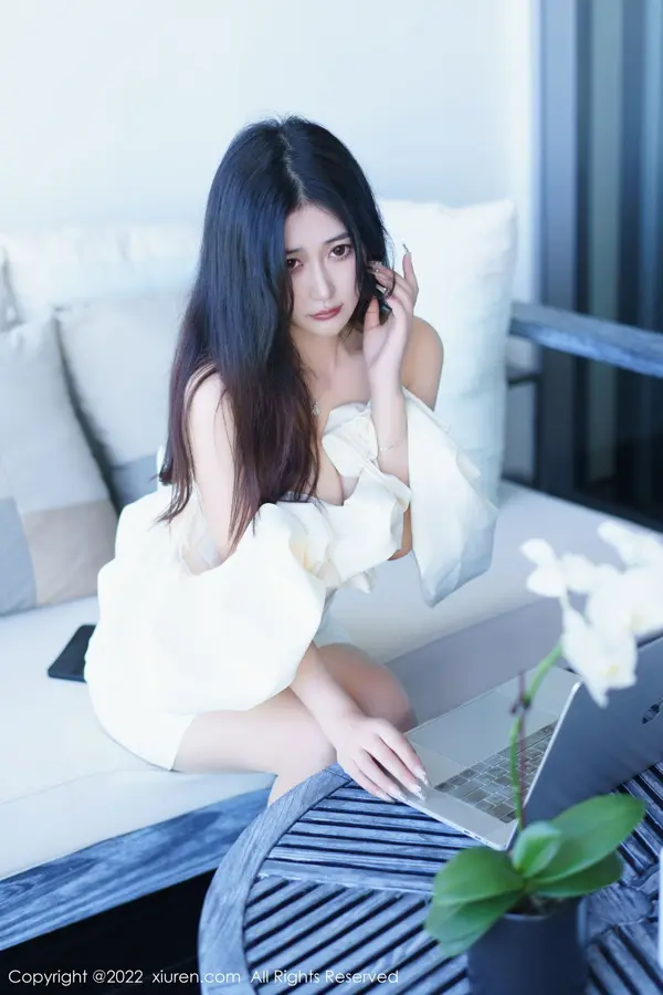 Vol. 06032 laura阿姣(93P)
