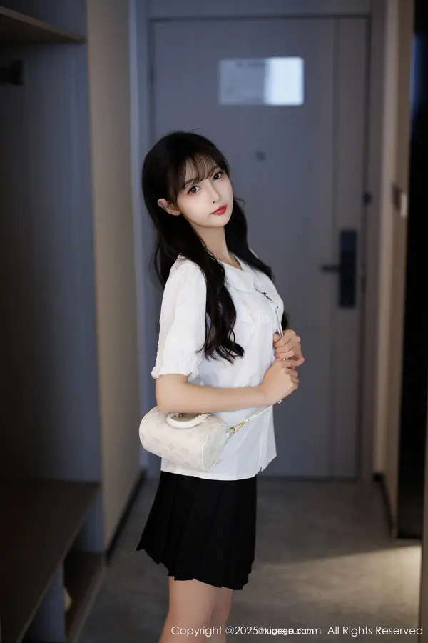 Vol. 10067 樱桃小阑子(84P)