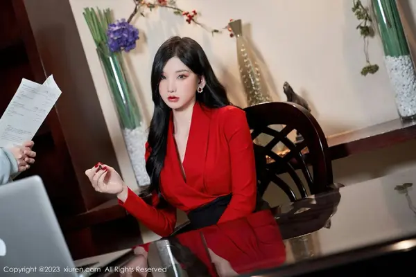 Vol. 06101 周于希Sally(85P)