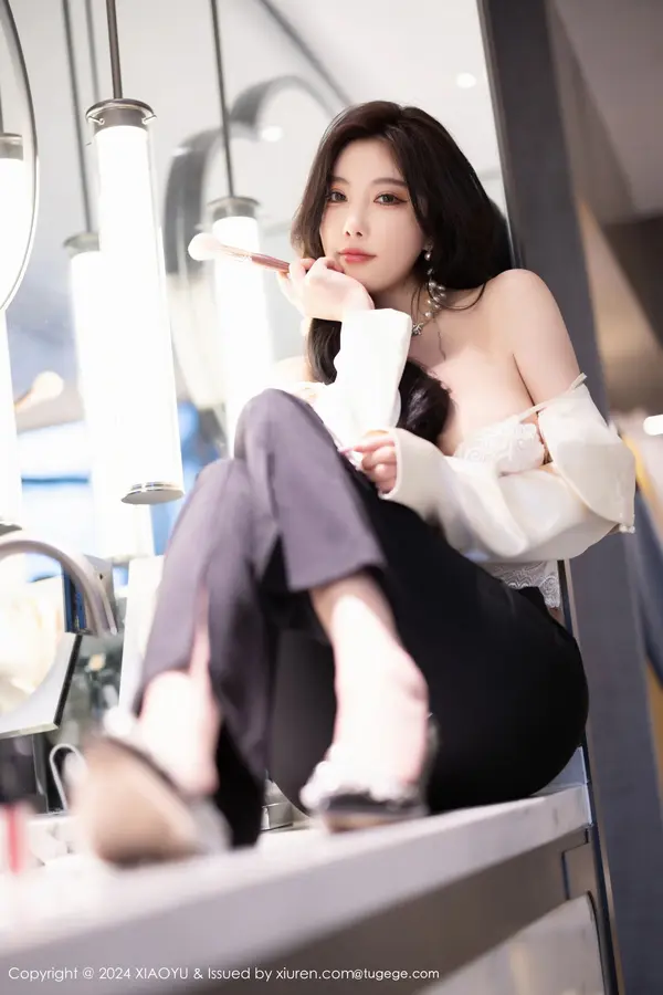 Vol. 1233 杨晨晨Yome(81P)