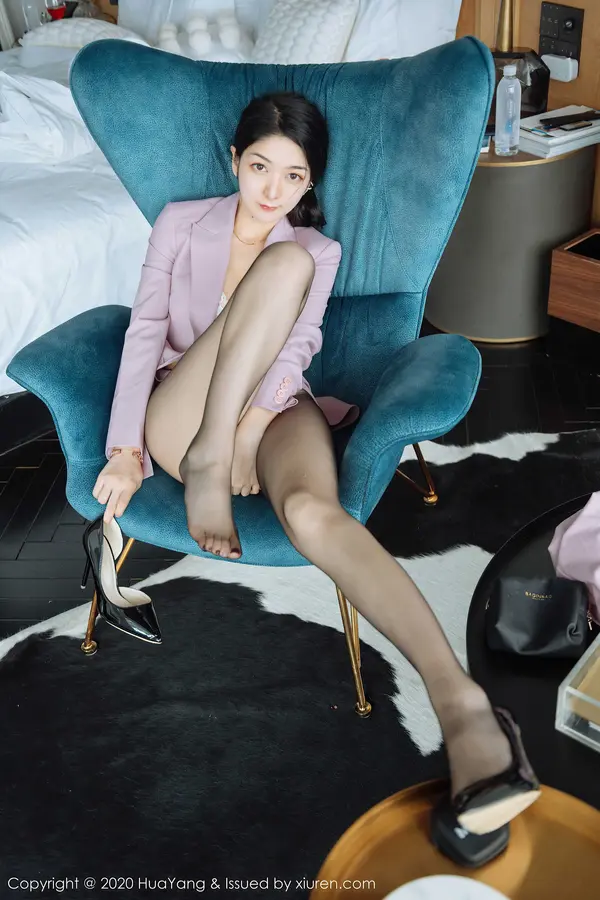 Vol. 0255 Angela小热巴(61P)
