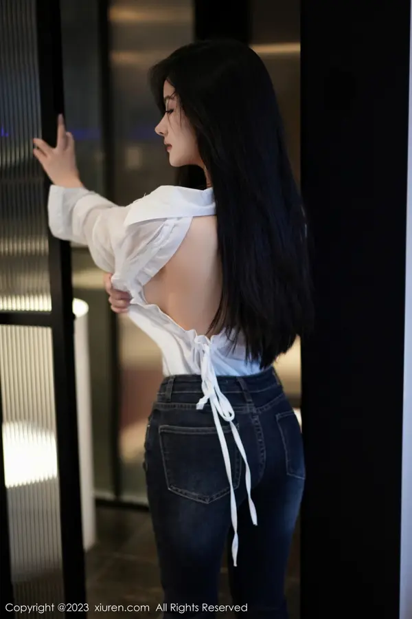 Vol. 07645 谭小灵(107P)