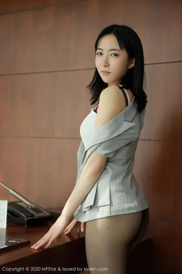 Vol. 0366 林小艺(56P)