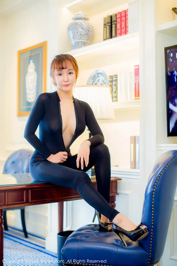 Vol. 00979 顾灿(66P)