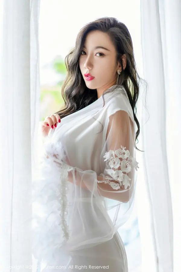 Vol. 04420 艾静香(44P)