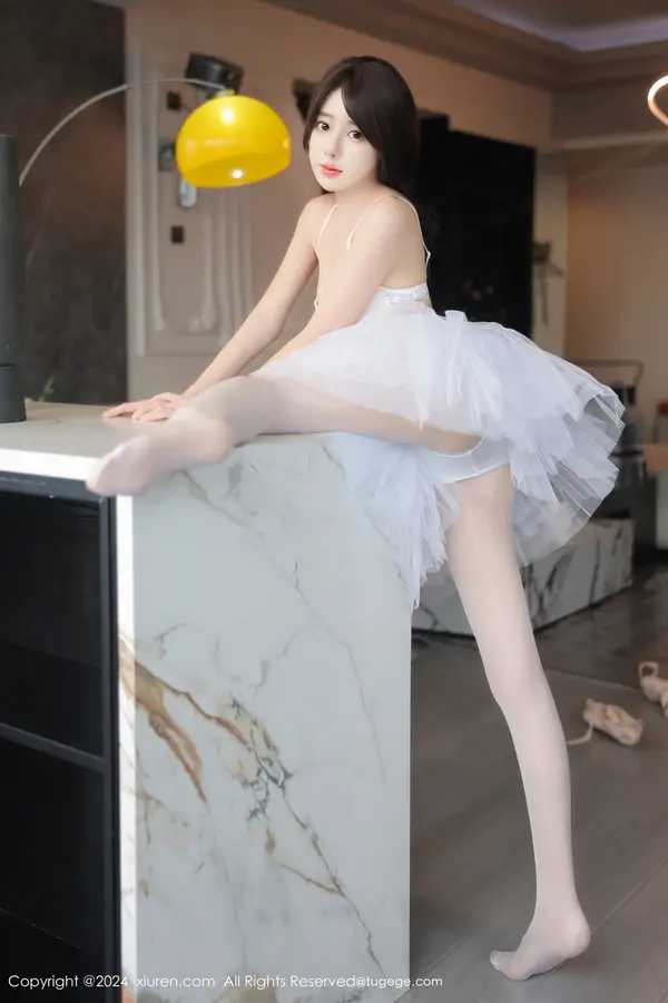 Vol. 08564 桃妖夭(81P)