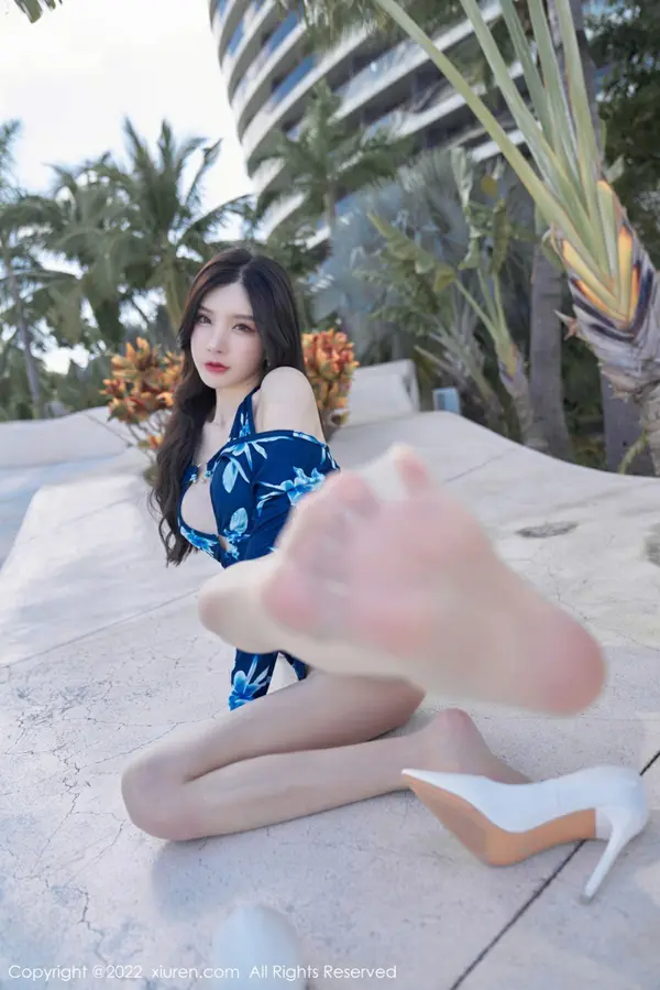 Vol. 04563 周于希Sally(73P)