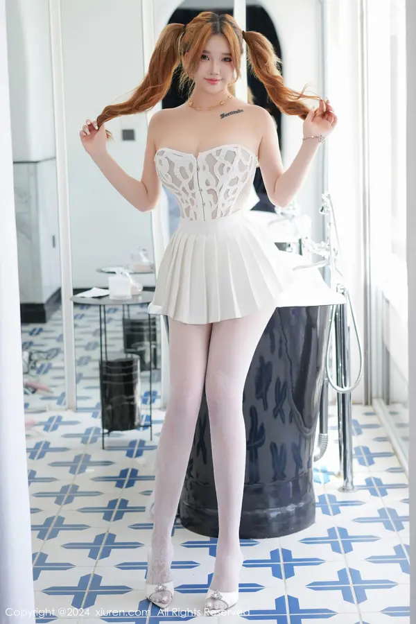 Vol. 08771 小海臀Rena(61P)